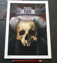 Load image into Gallery viewer, Queen - Open Ed A4